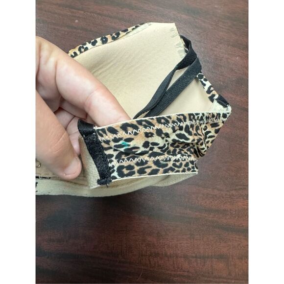 Victoria’s Secret Very Sexy Leopard Print Push Up Bra Size 34B - Picture 10 of 10